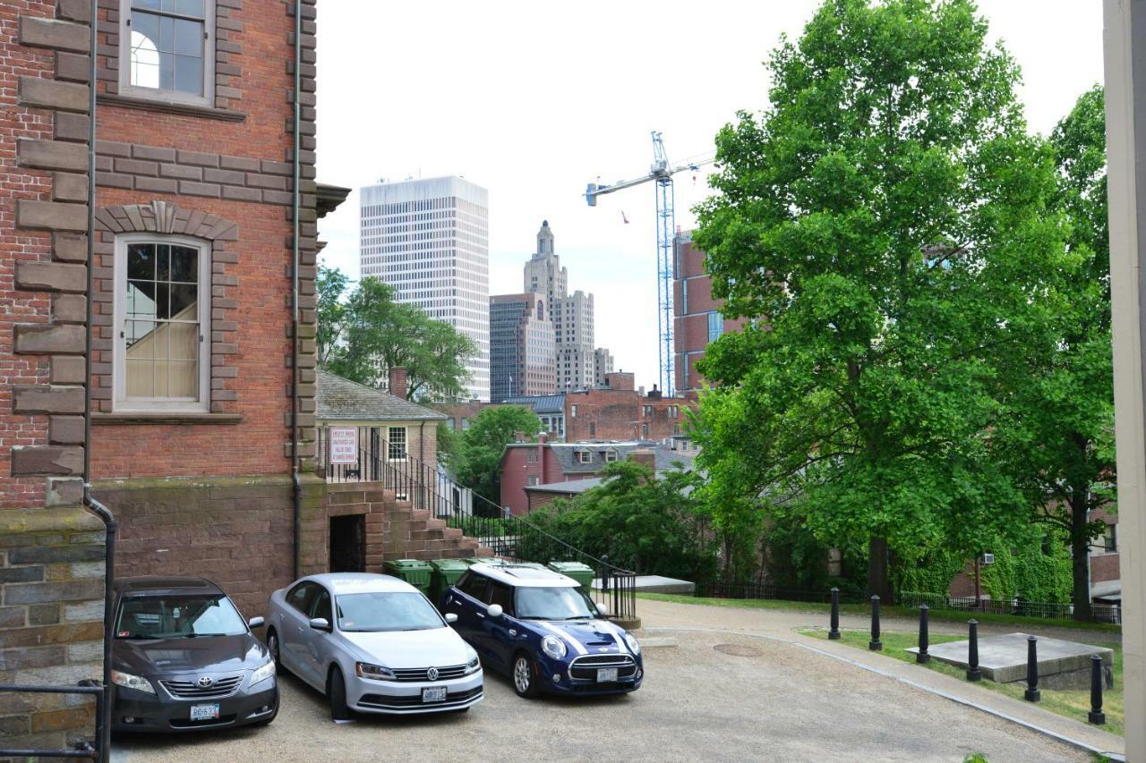 Ultra Lux Apartment Steps From Brown And Risd Providence Exterior photo